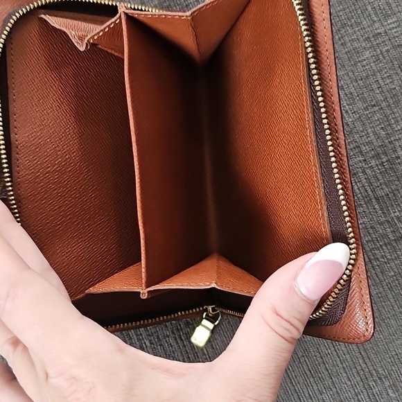 Louis Vuitton Monogram French Purse Wallet - Picture 10 of 14